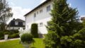 Vorgarten und Eingang
