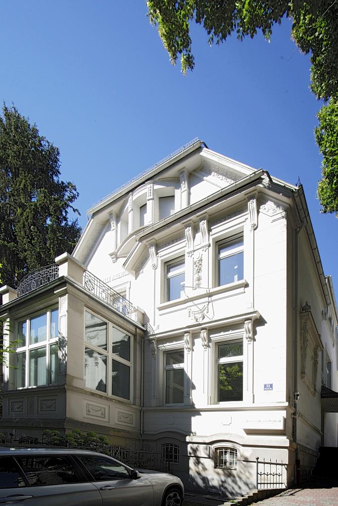 Ansicht von der StraĂe
