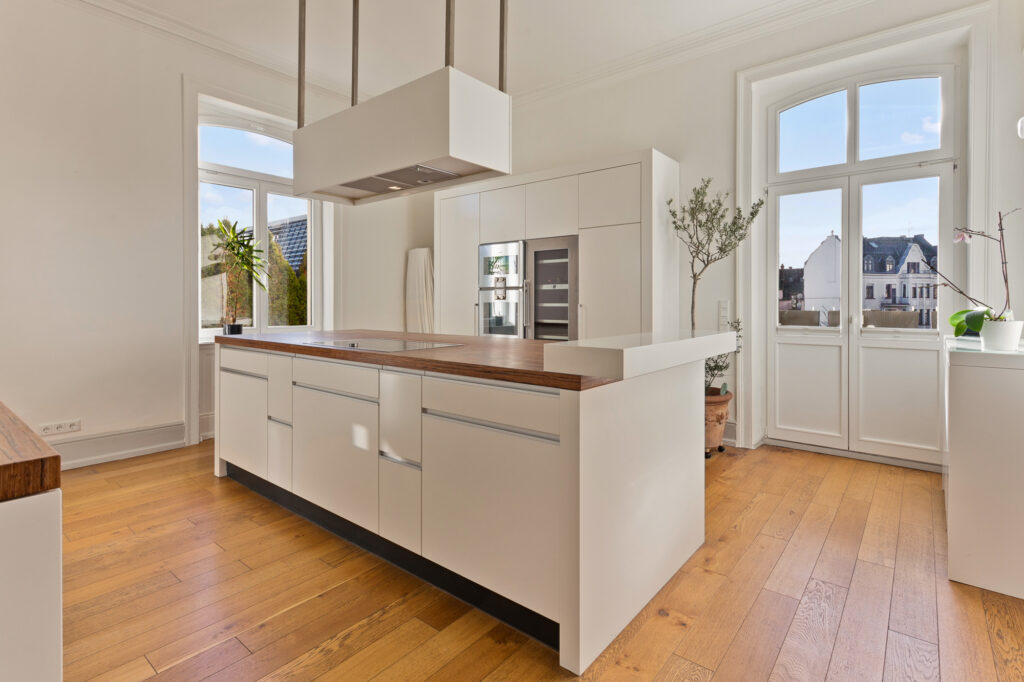 hochwertige Einbauküche