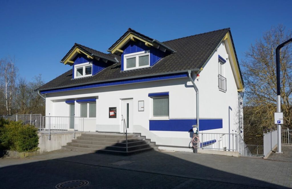 Aussenansicht (Quelle: Volksbank Rhein-Nahe-Hunsrück eG)